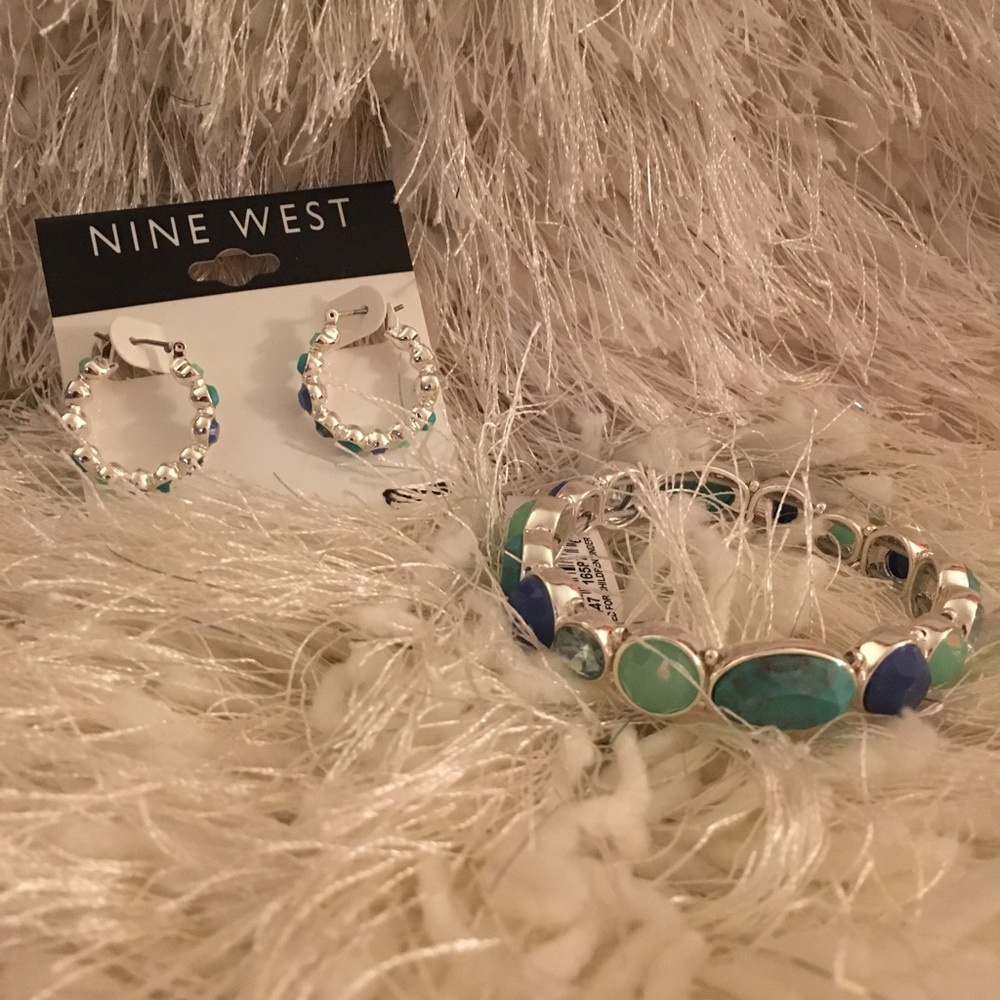 👗Nine West earrings & bracelet👗